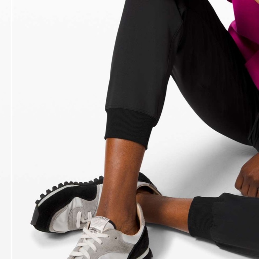 Lululemon Keep Moving Jogger - Picture 9 of 10